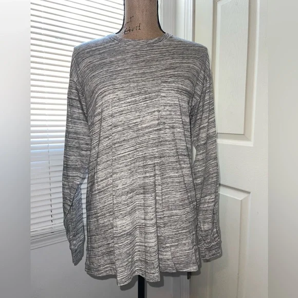 PINK Victoria's Secret Gray Long Sleeve Top - Picture 2 of 5